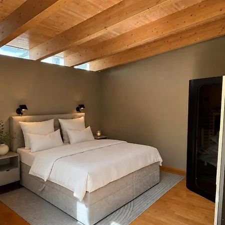 Padercityloft- Lichtdurchflutet Und Privat Mit Kamin-dachterrasse-sauna-aussendusche Im Atrium * Paderborn