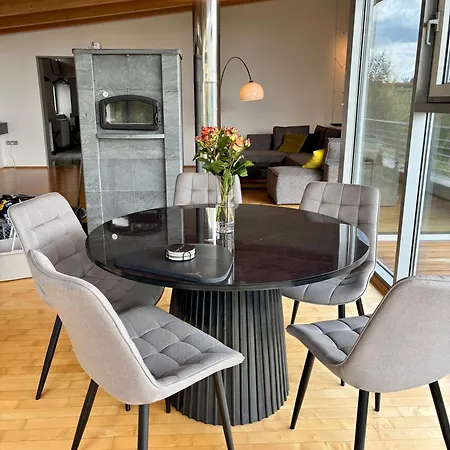 Padercityloft- Lichtdurchflutet Und Privat Mit Kamin-dachterrasse-sauna-aussendusche Im Atrium Appartement Paderborn